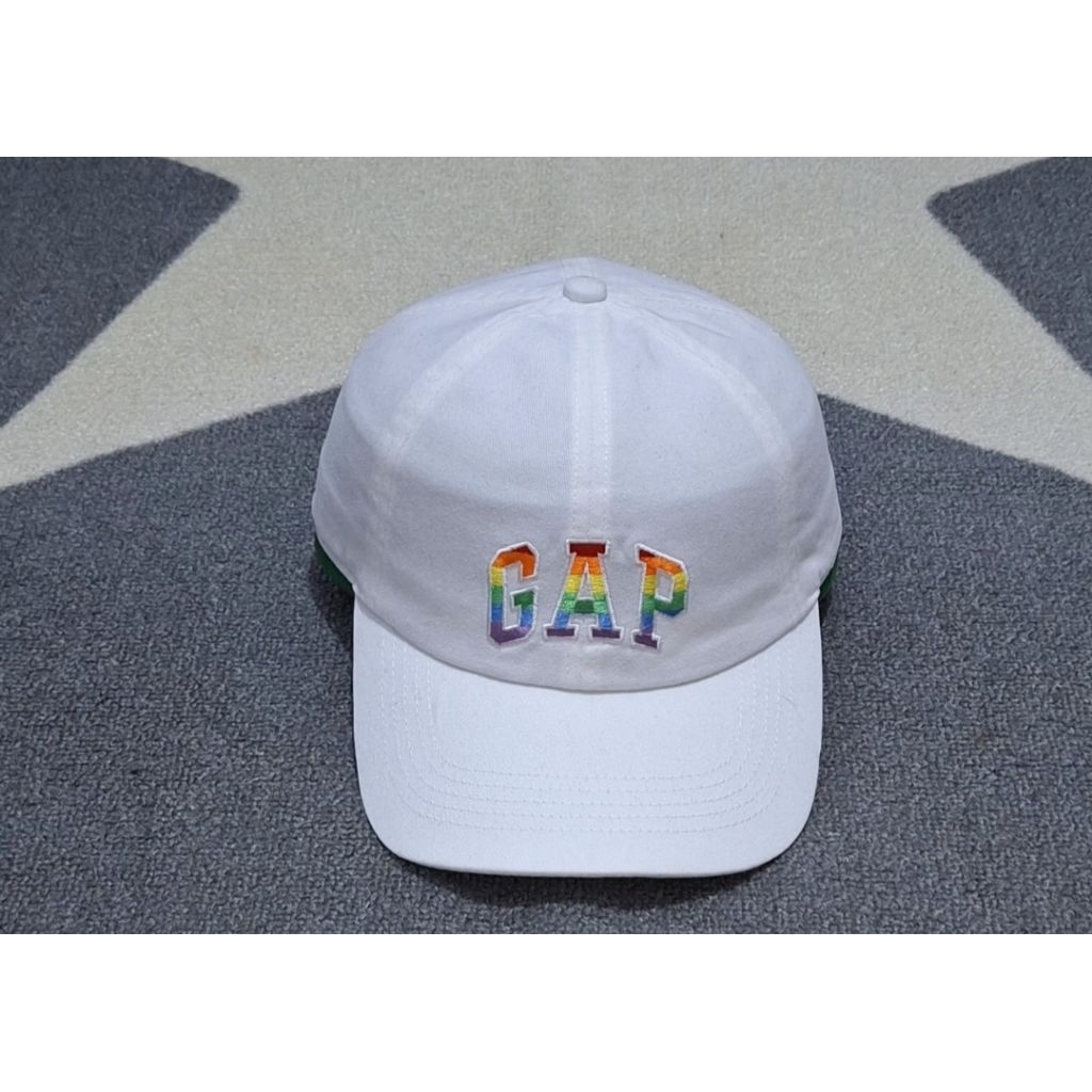 topi putih simpla cap gap original bekas preloved