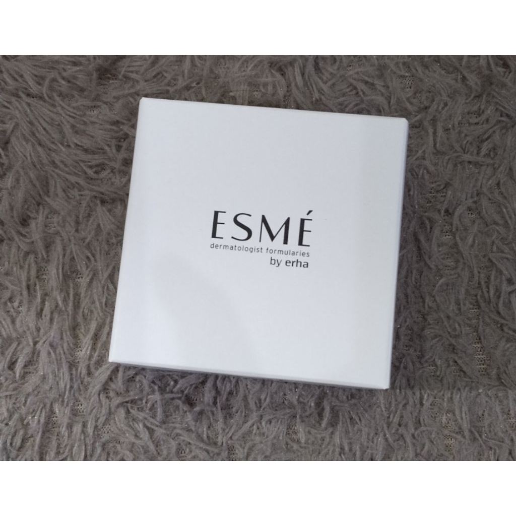 Esme Bedak Tabur Erha Light Ivory