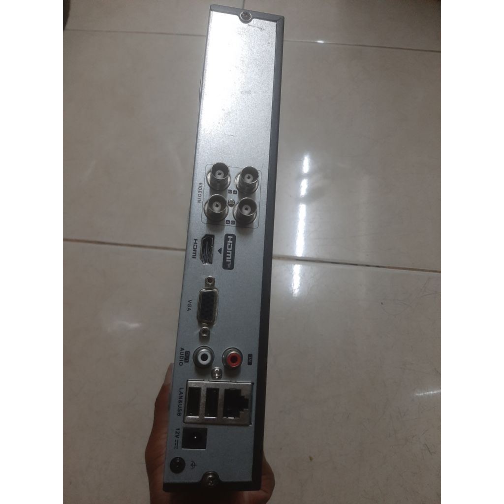 Dvr Hikvision bekas DS7204HQHI-K1/E Normal no minus