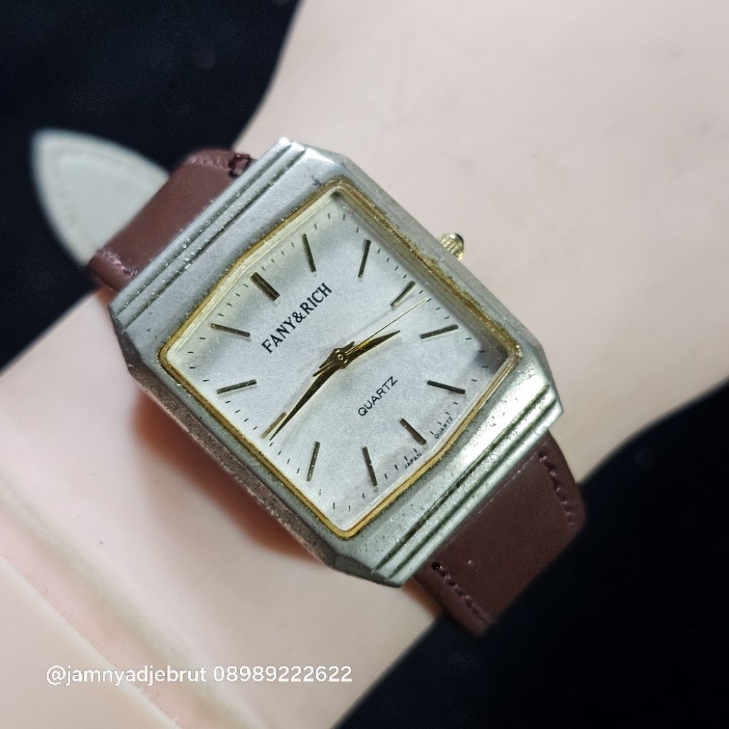 Jam Square Fany&Rich G-502 Gold Beige Vintage Bekas