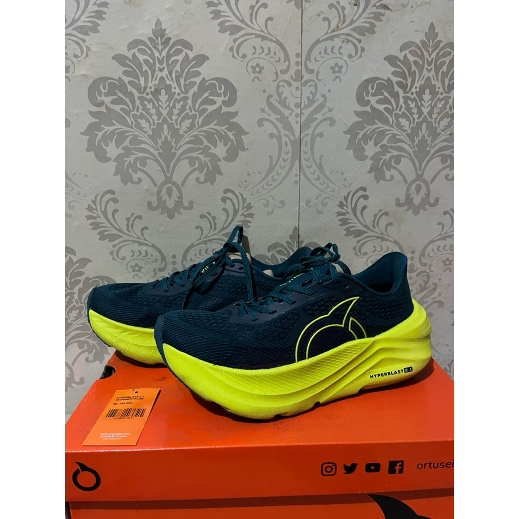 PRELOVED SEPATU RUNNING ORTUSEIGHT HYPERBLAST 2.1 100% ORIGINAL