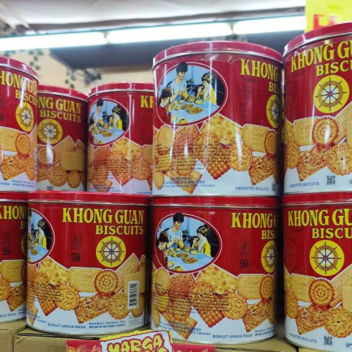 Khong Guan Red Assorted 650g - Paket Hampers Biskuit Kaleng / Hadiah Lebaran & Natal