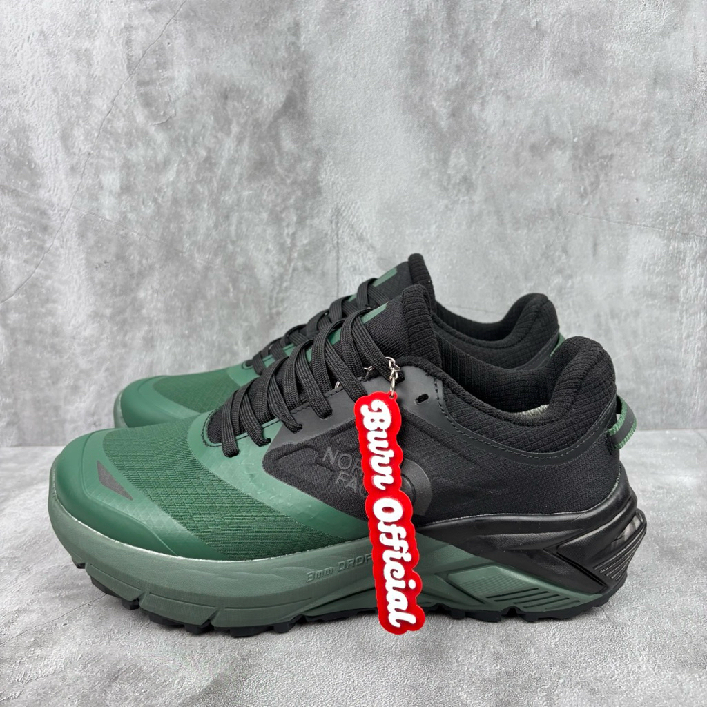 Sepatu Hiking TNF Vectiv Enduris 3 Black Green