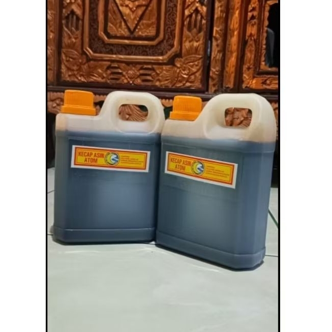 KECAP ASIN SPESIAL CAP BULAN KEMASAN BARU DERIJEN ISI 1 KG