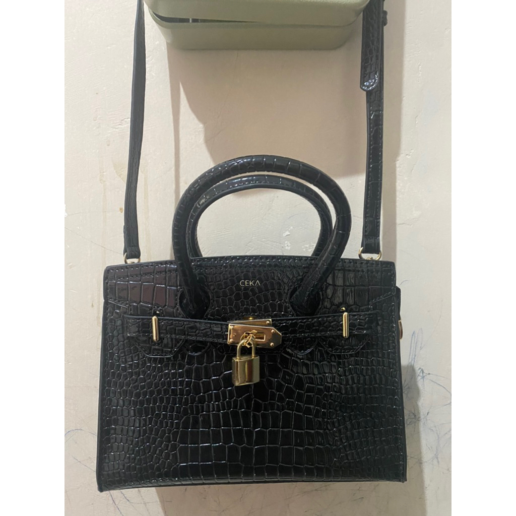 tas persit Bhayangkari hitam merk ceka(BARU)