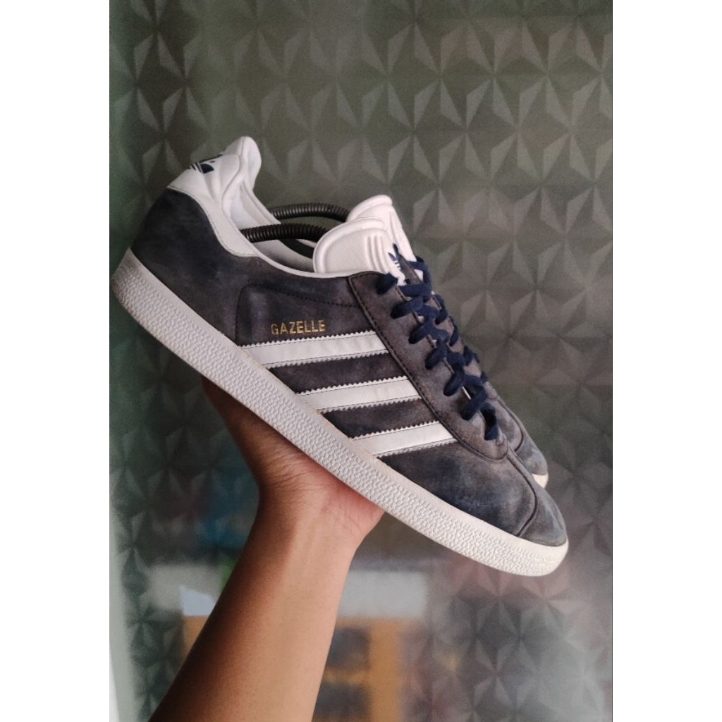 sepatu Adidas Gazelle SZ 46 second bekas preloved