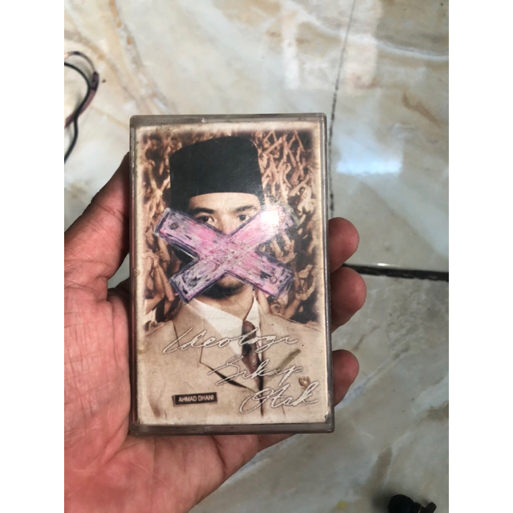 Kaset Pita Ahmad Band Ideologi sikap otak