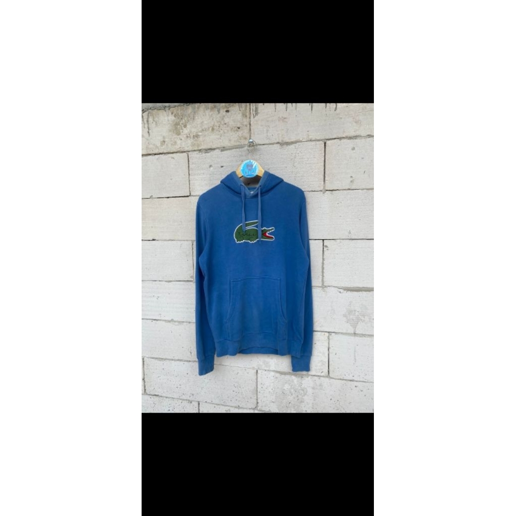 hodie Lacoste biru laut