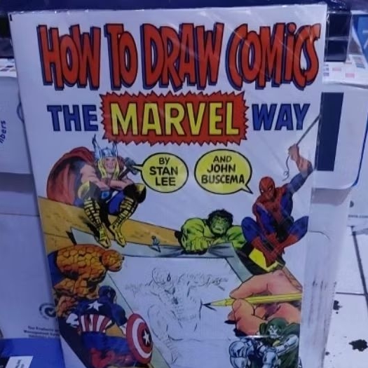 Buku How To Draw Comics The Marvel Way