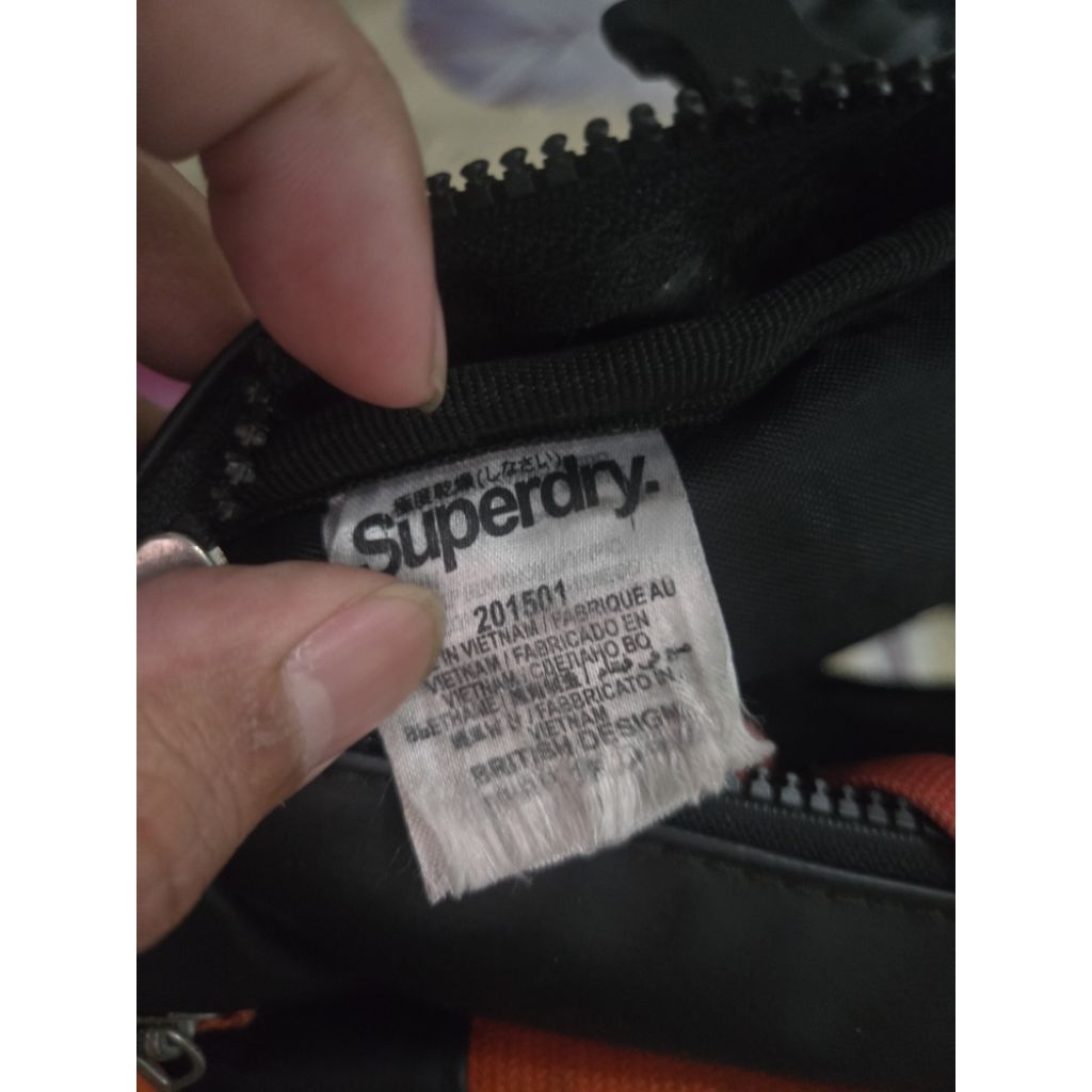 tas superdry second minus kotor