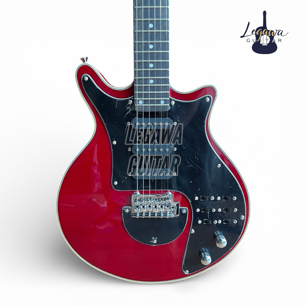 BRIAN MAY BY STINGER GUITAR