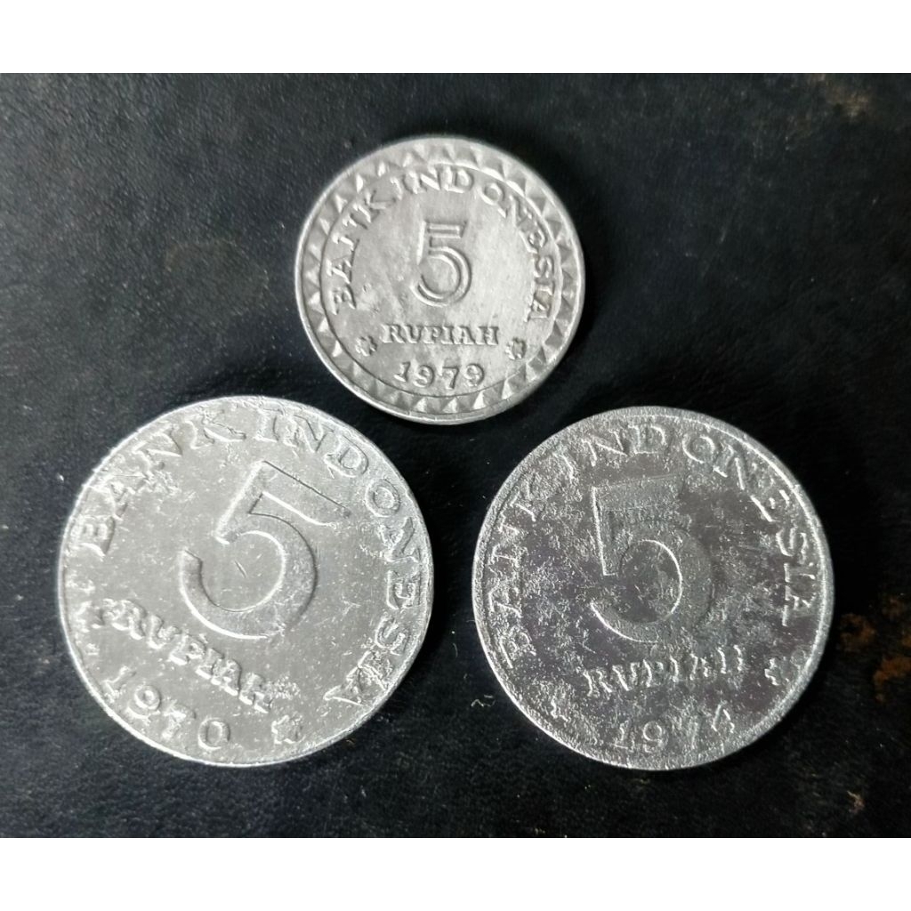 3 keping koin 5 rupiah beda variasi