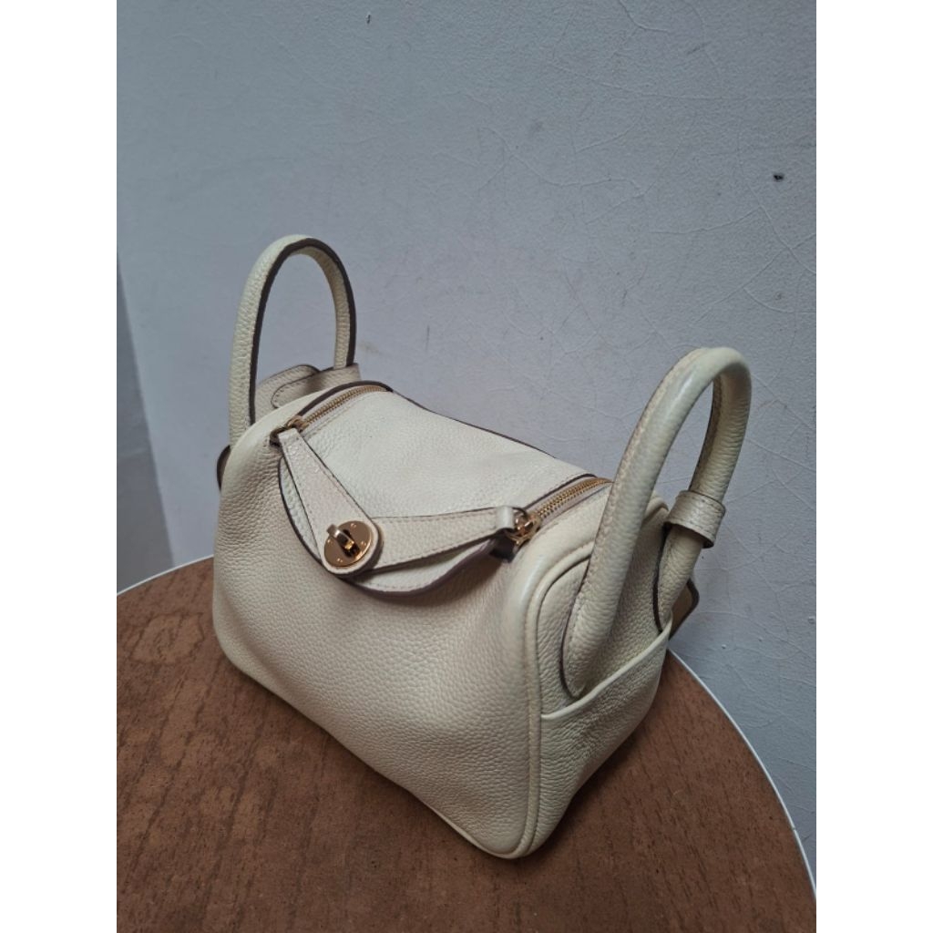 Sling mini kulit asli ala Lindy uk 18