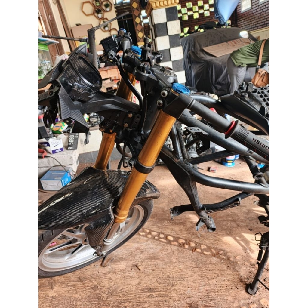 speedometer velg depan belakang original non abs set cakram set ban USD up set down shock depan show