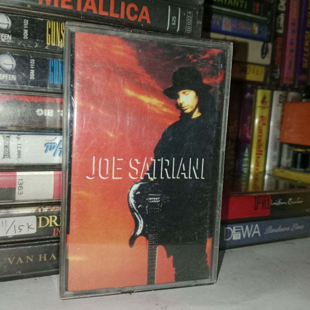Kaset Joe Satriani