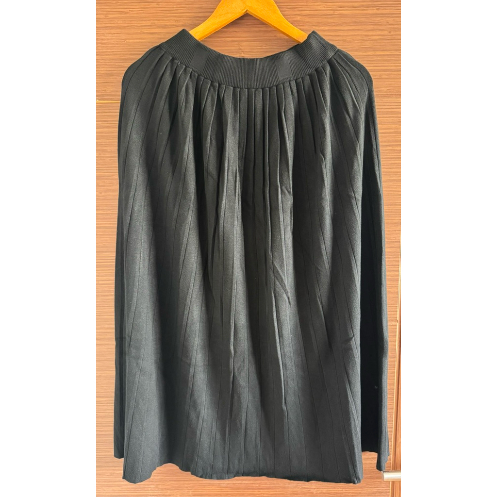 NEW Midi Skirt Rajut