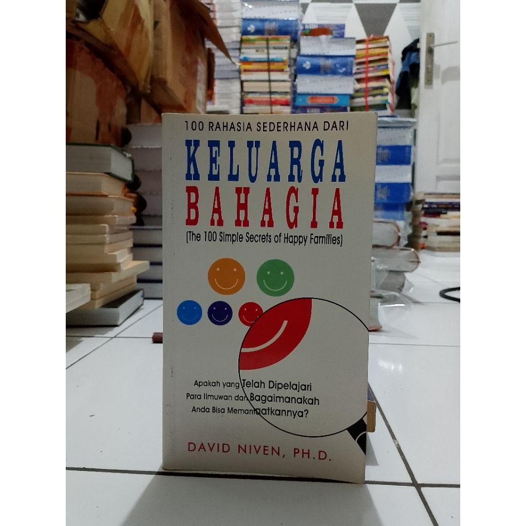 BUKU 100 RAHASIA SEDERHANA DARI KELUARGA BAHAGIA
