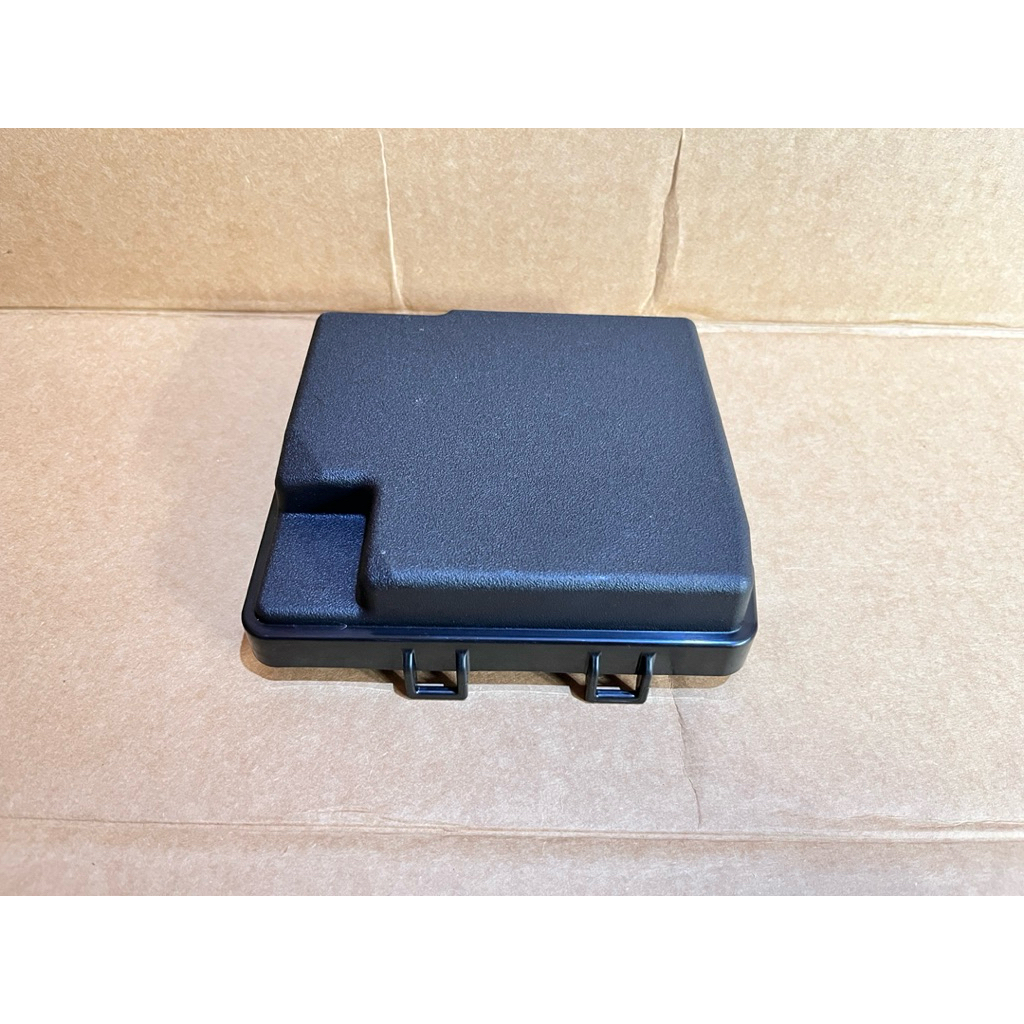 TUTUP RELAY  BOX SEKRING AVANZA XENIA AGYA AYLA TAHUN 2022-2025 ORIGINAL