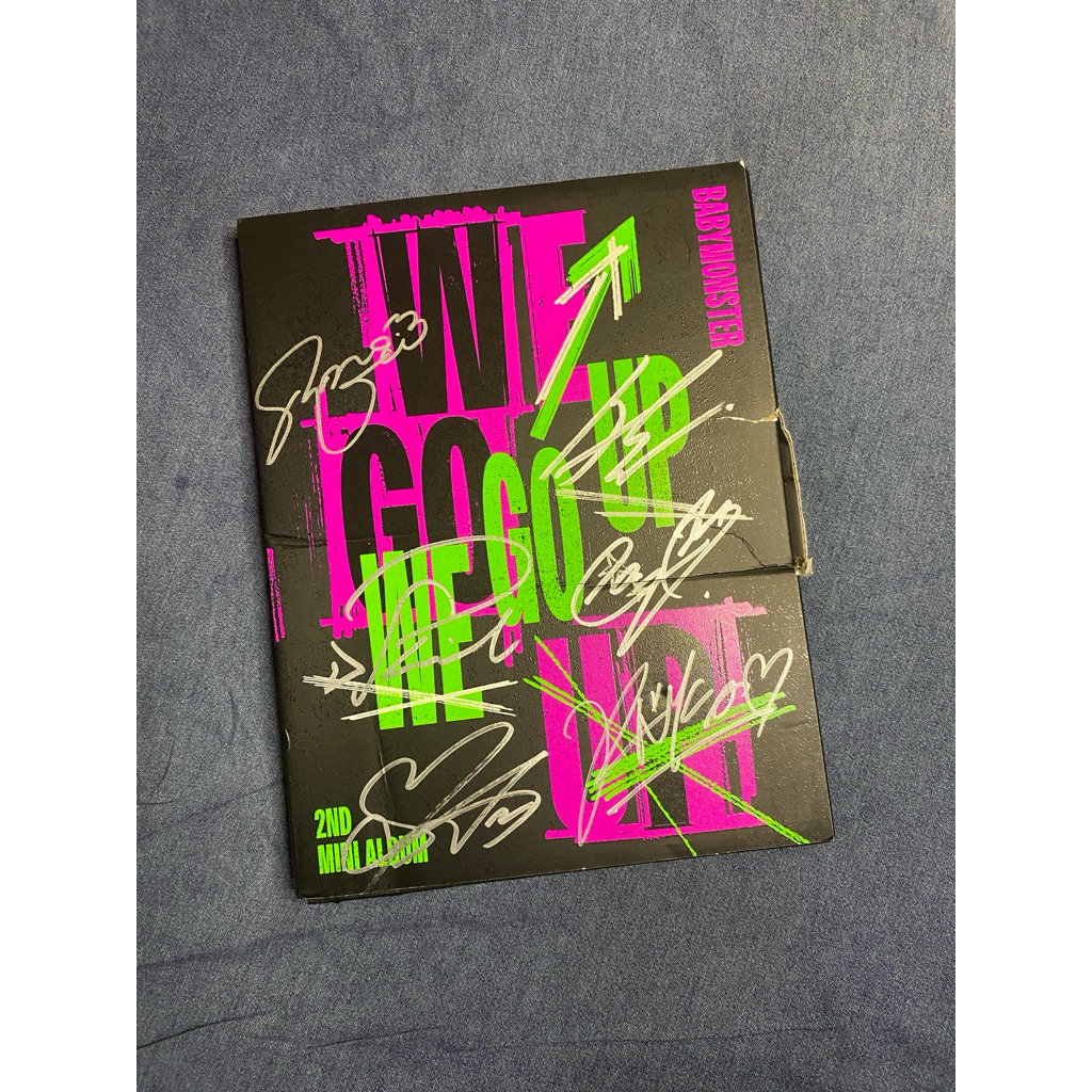 BABYMONSTER - 2nd MINI ALBUM [WE GO UP] PERSONALLY SIGNED ALBUM BABYMONSTER