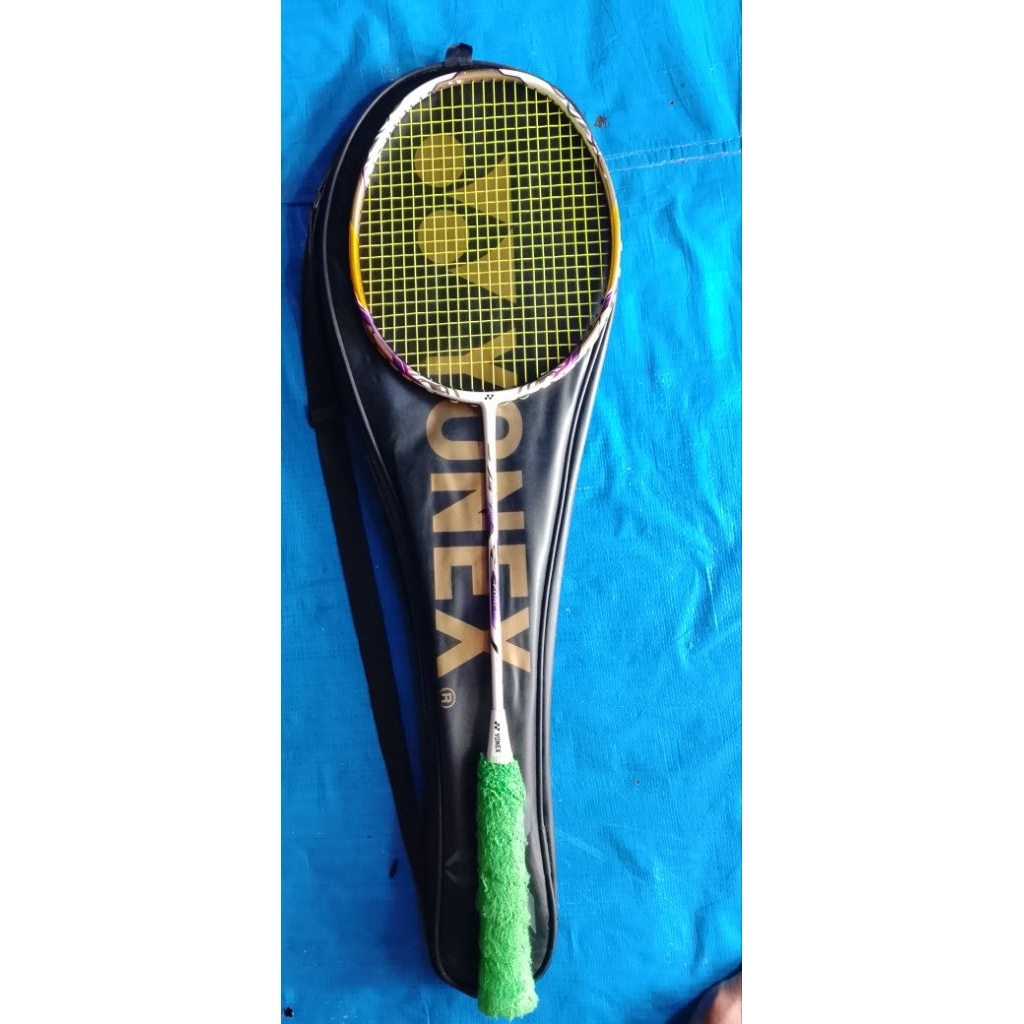 YONEX VOLTRIC Z FORCE LIMITED 2012