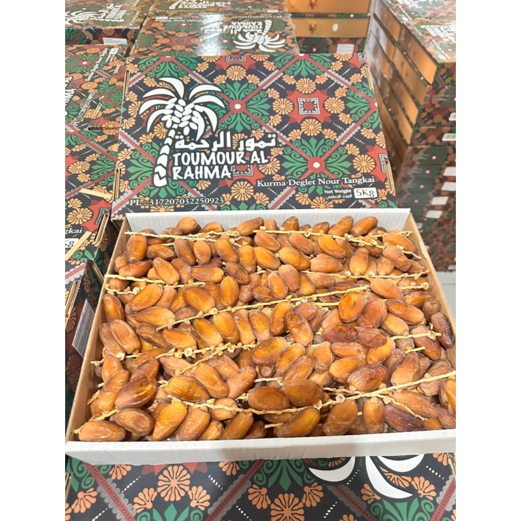 Kurma Tunisia Tangkai Royal Palm 5kg