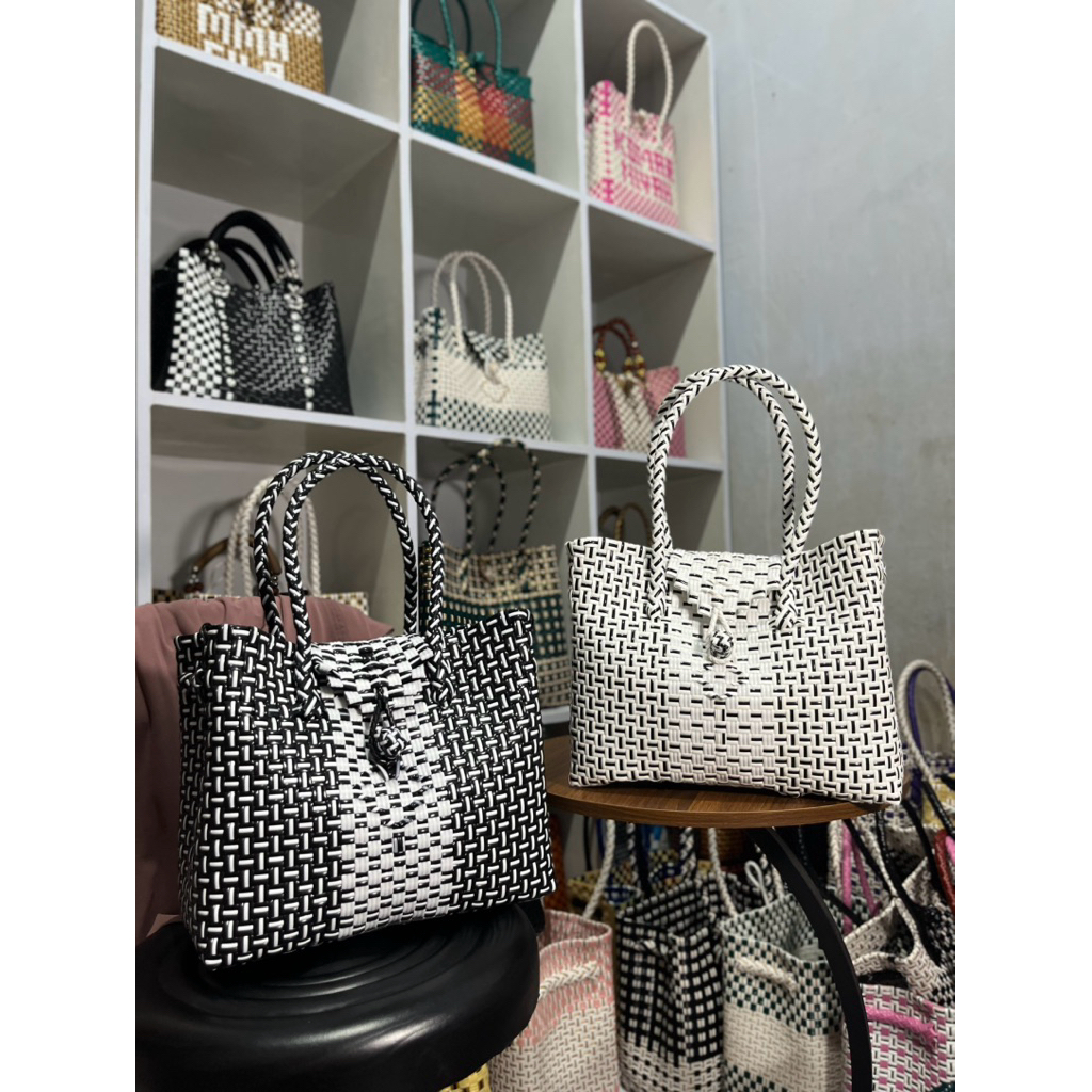 Tas Anyaman Jali Premium Pakai Tutup Tegah Kapasitas Gula 5kg pres / Tas Hajatan / Tas Gawan / Tas K