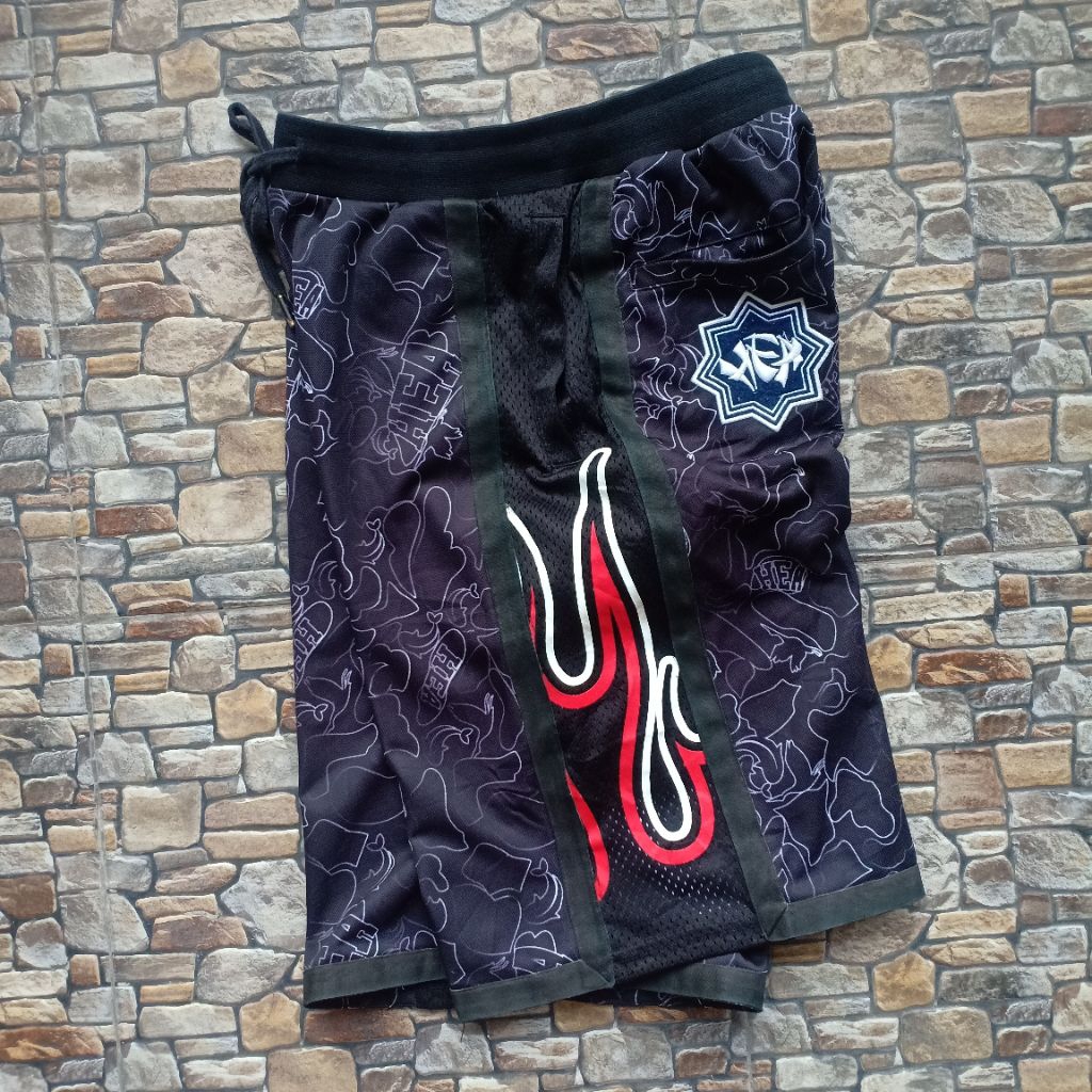 Celana pendek olahraga pria untuk Lari gym preloved