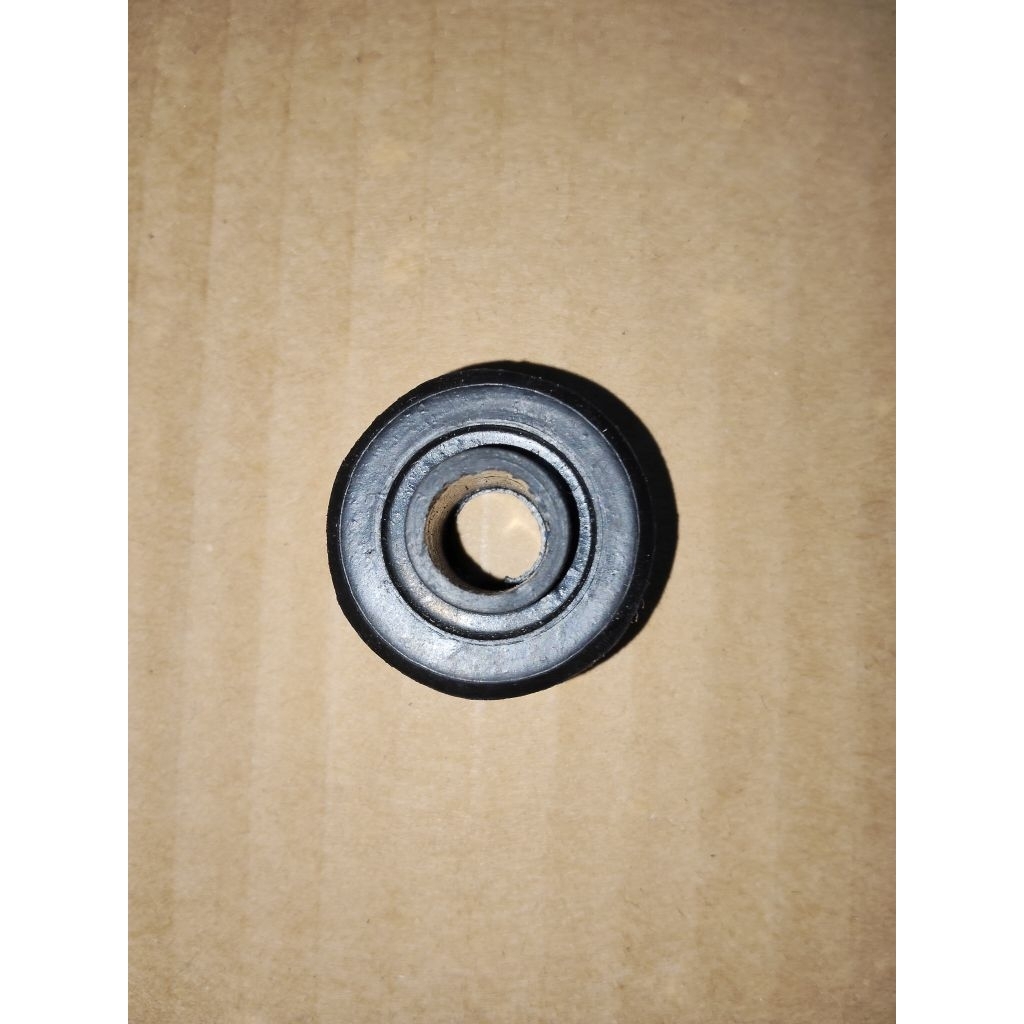 KARET SHOCKBREAKER DEPAN INNOVA PER PCS