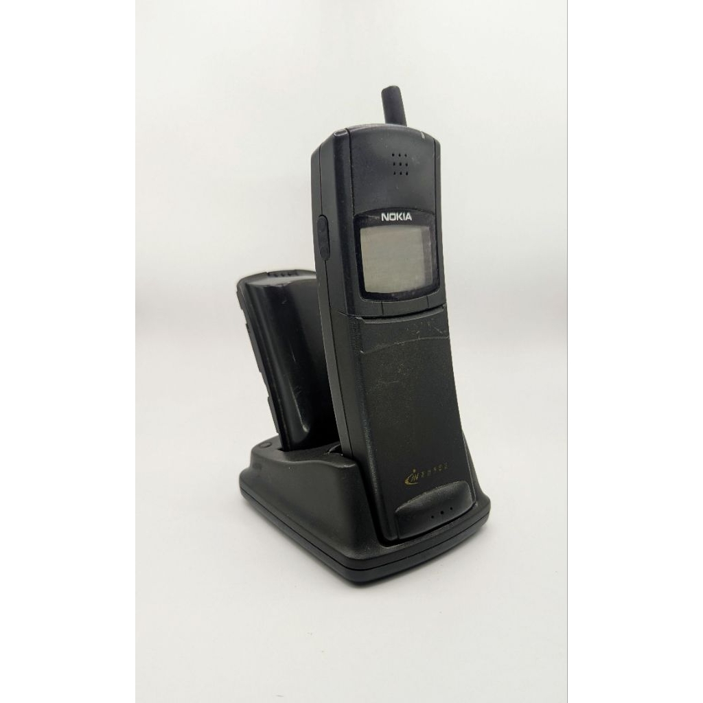 hp jadul nokia 8110 nokia pisang