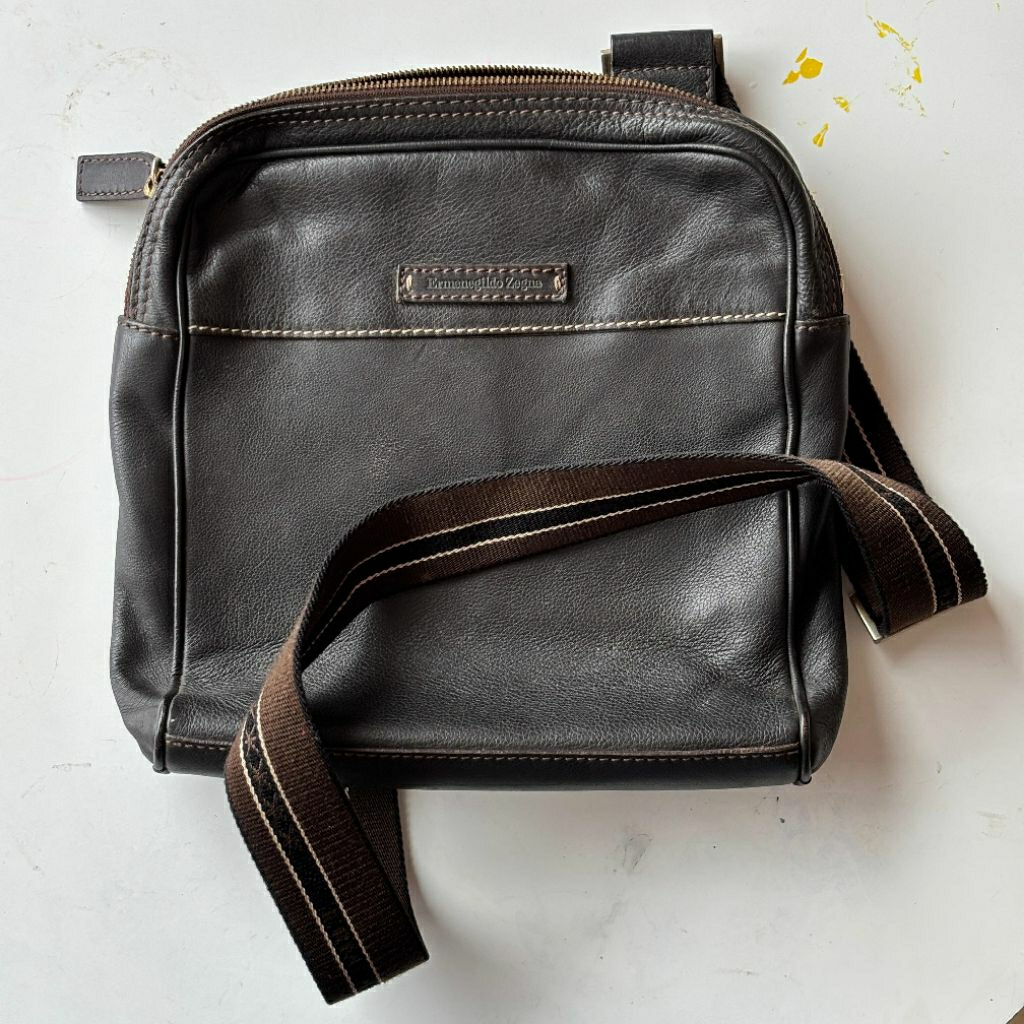 Tas Kulit Slingbag Ermenegildo Zegna