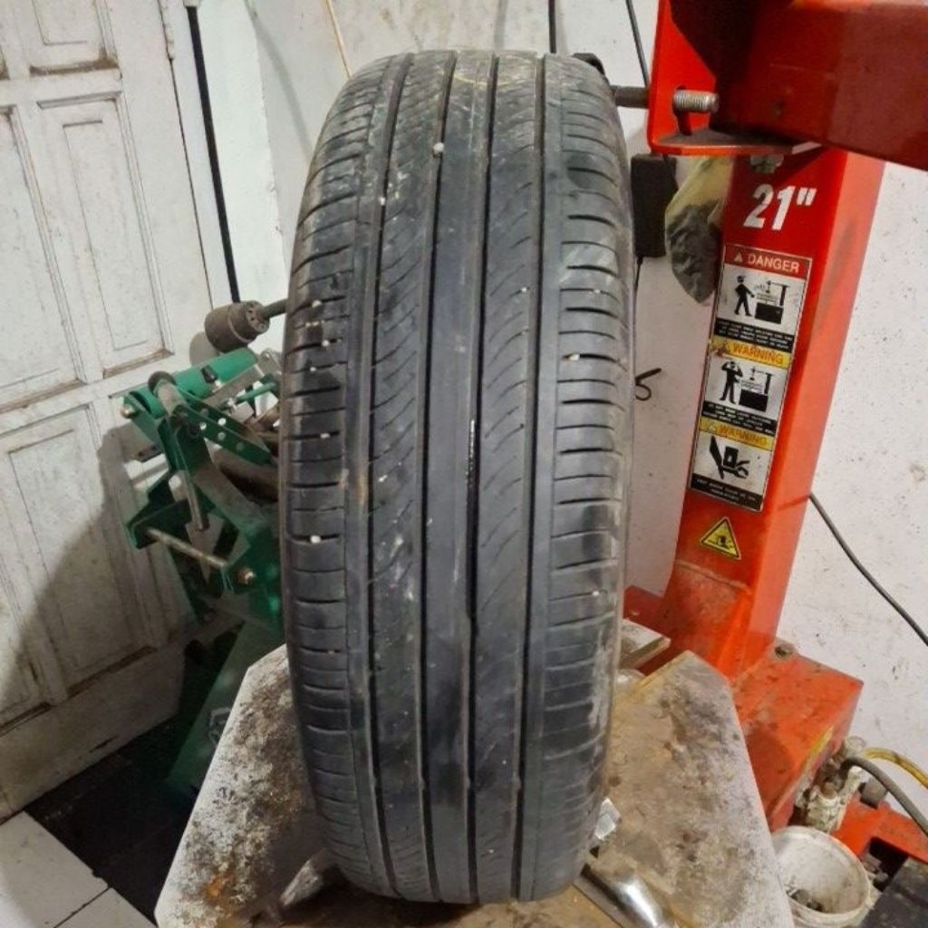 Ban copotan GT CHAMPIRO ecotec 185 70 R14