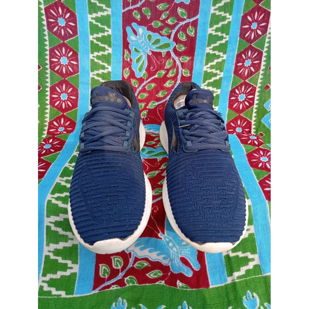 Sepatu Sneakers "Diadora" Running (42)