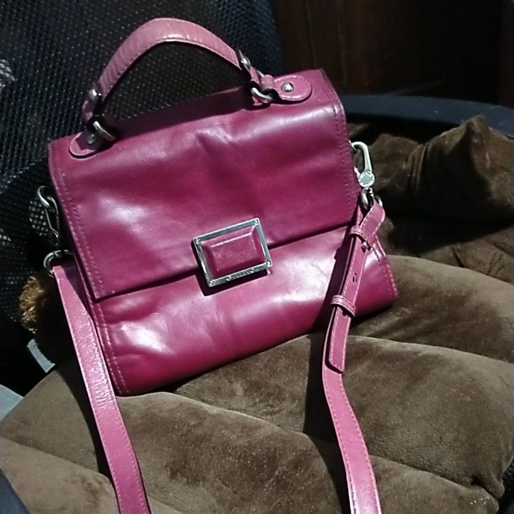 preloved tas pesta Gillivo