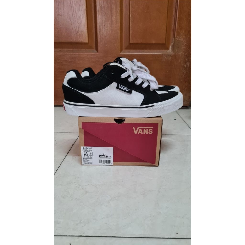 VANS CHUKKA PUSH TWO TONE B/W