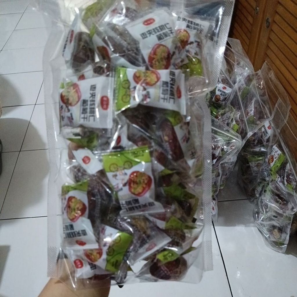 Angco walnut jujube red dates/kurma merah zao jia he tao ren