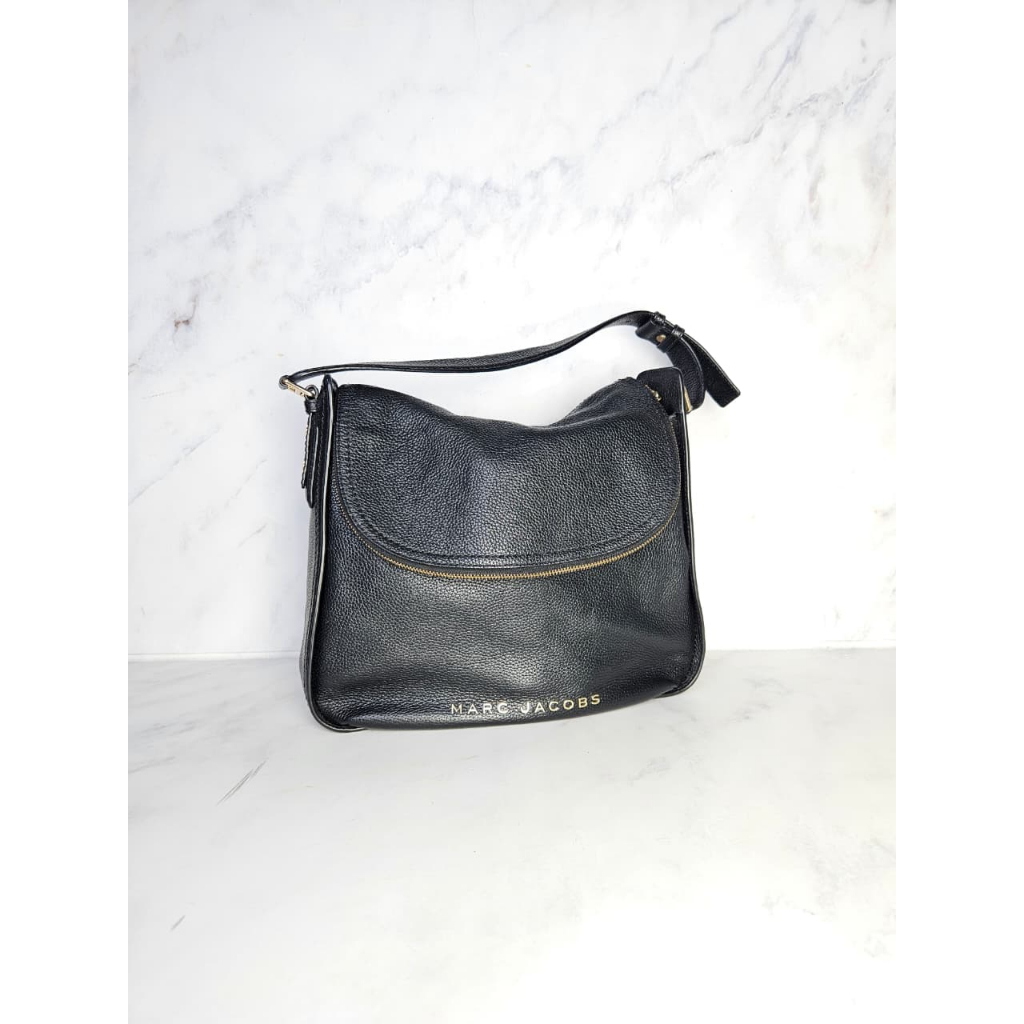 (PRELOVED) MJ Groove Large Shoulder Bag : Black