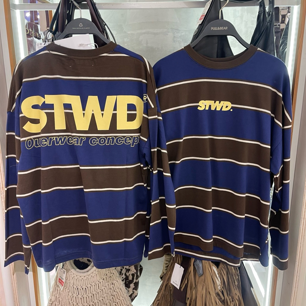 Kaus T-shirt Stwd PULL&BEAR Women Jastip (jasa titip)