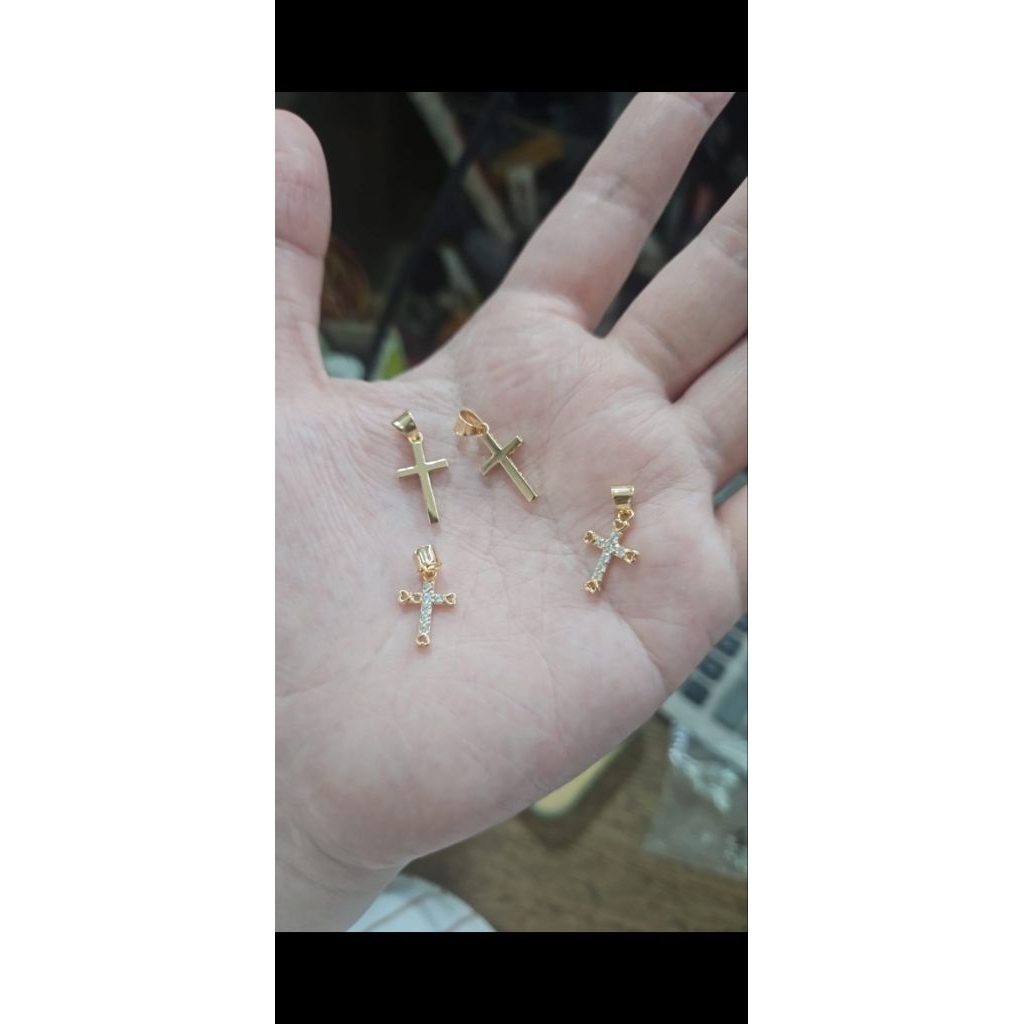 Liontin bandul kalung salib polos emas asli 375 mata putih 0,5gram kecil