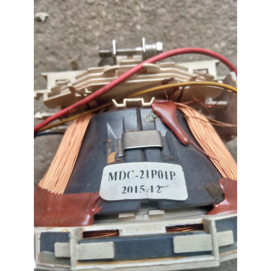 Yoke, konde TV tabung flat 21inc merk LG, normal.