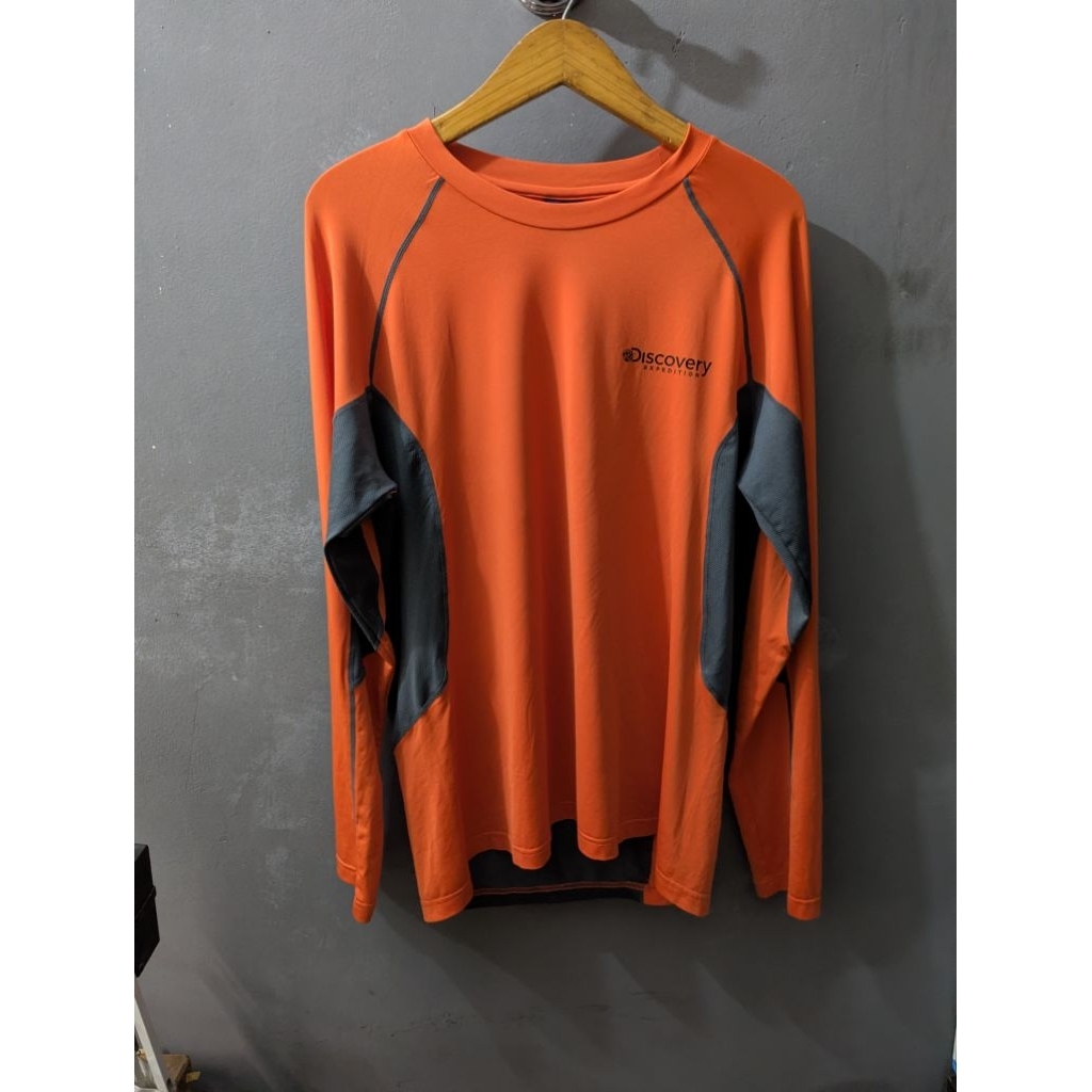 kaos Discovery Expedition original size L preloved sport