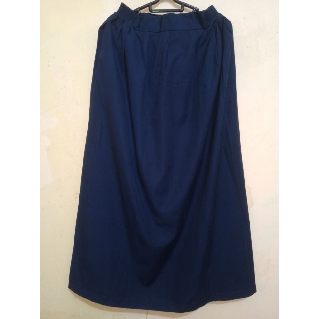 Preloved Seragam Sekolah Rok SMP