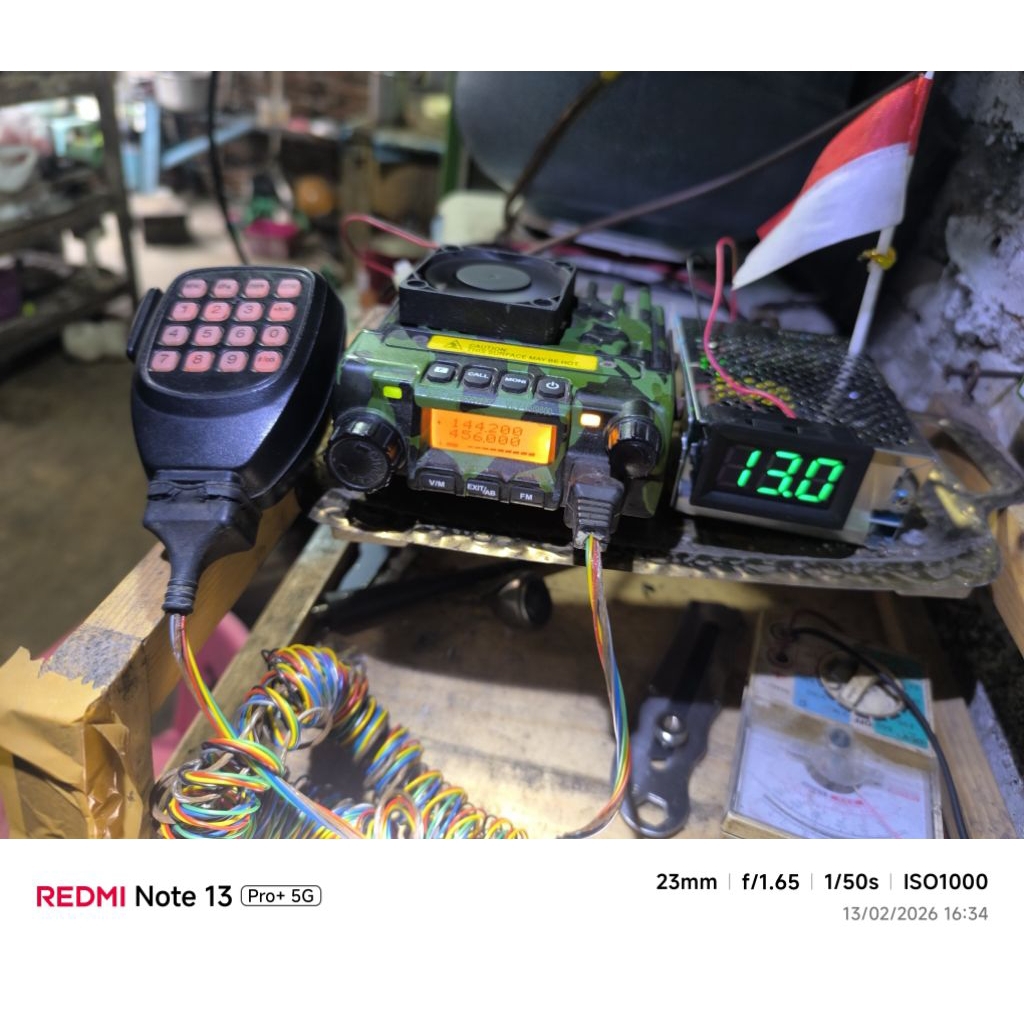 Rig ukuran mini weirwei UV9800 VHF UHF