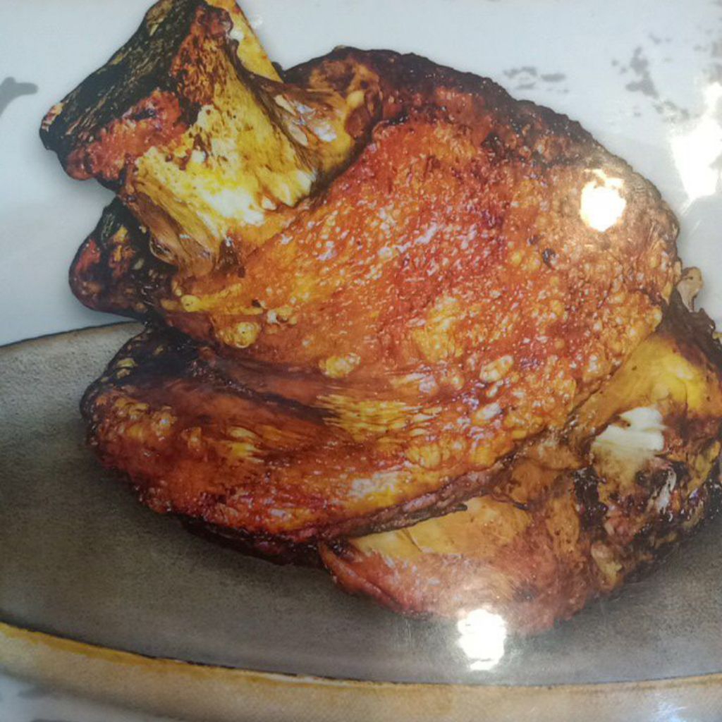 Pork Knuckle ( Medium )