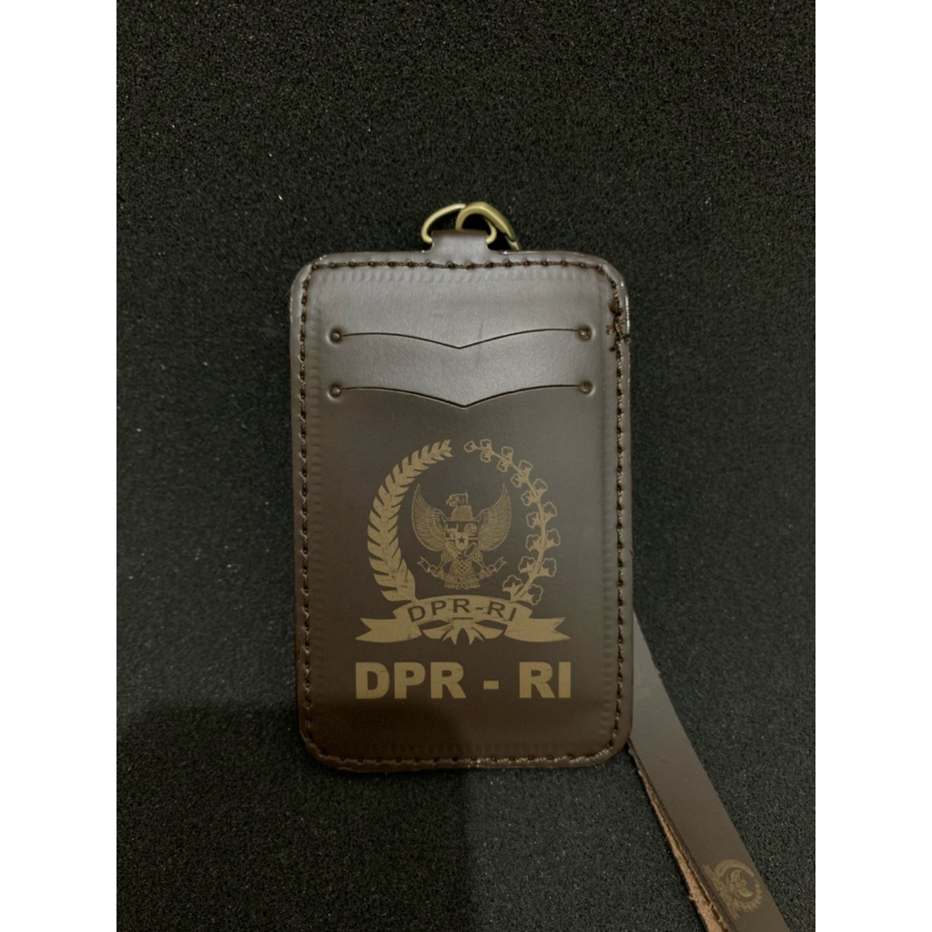 Id card kulit DPR RI // Tempat id card DPR RI