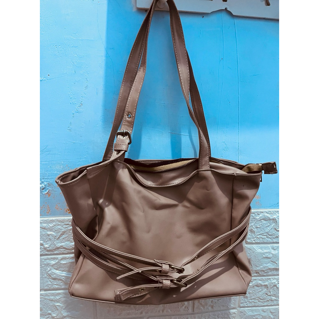 tas bahu wanita estetik warna cream/coksu