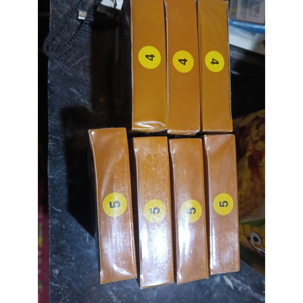 Bedak Fanbo No 4 dan 5