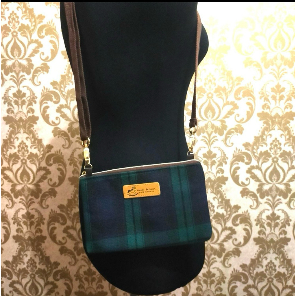 Tas Sling HP Dompet Uma Hana