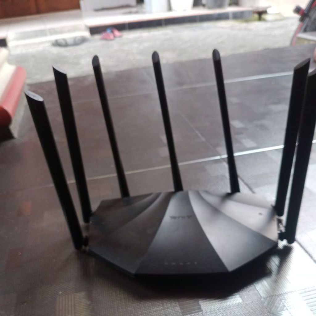 Router Tenda AC2100 Dualband Gigabit