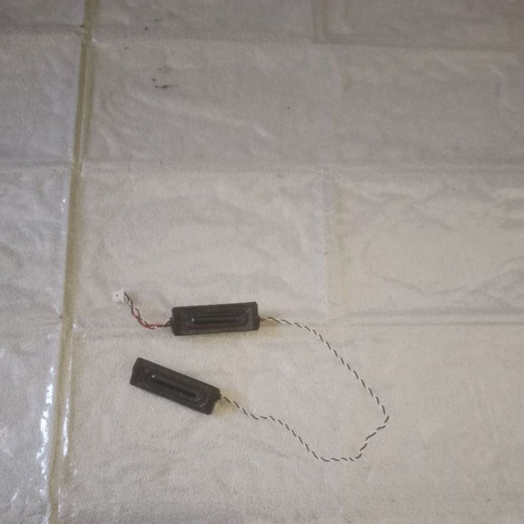 speaker laptop toshiba dynabook r73/w original