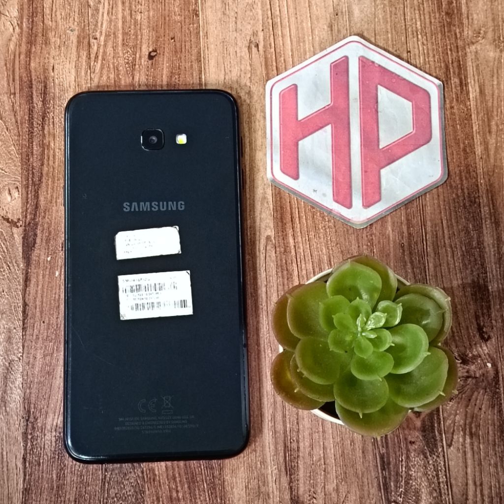 Samsung Galaxy J4+ Plus 2/16 GB Garansi Resmi Indonesia Second Bekas Original (Baca Deskripsi)